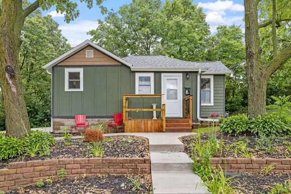 816 S Jefferson Avenue, Dixon, IL 61021