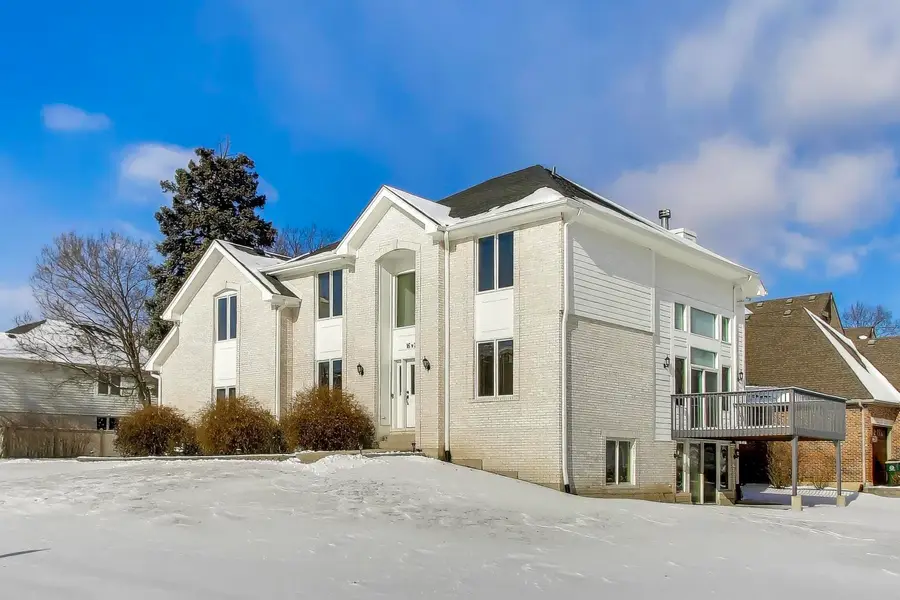 16W234 91st Street, Burr Ridge, IL 60527 - Image #2