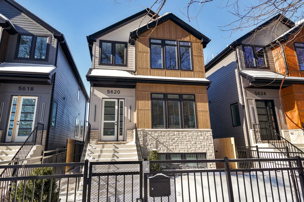 5620 N Francisco Avenue, Chicago, IL 60659 - Image #1