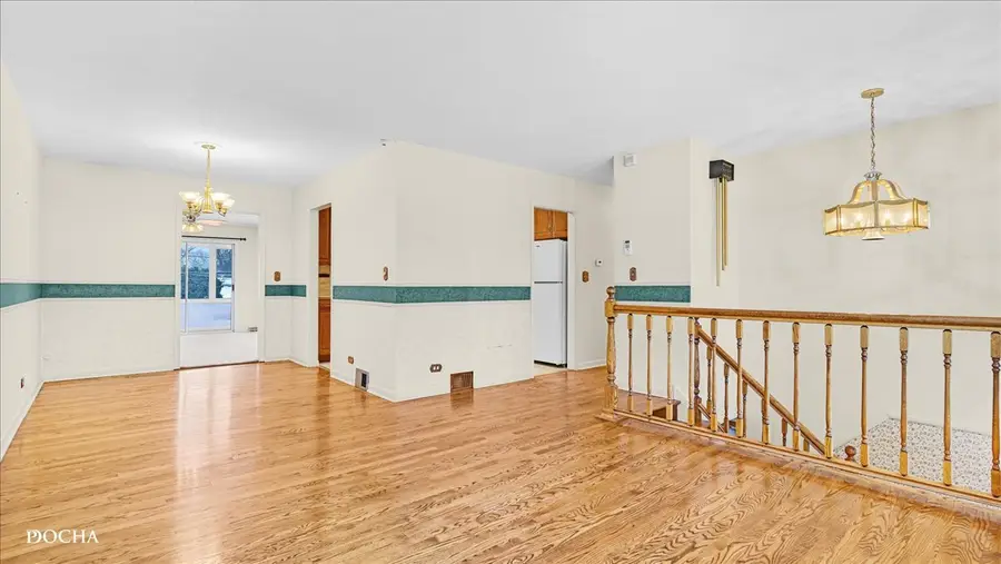 1216 E Elm Street, Wheaton, IL 60189 - Image #2