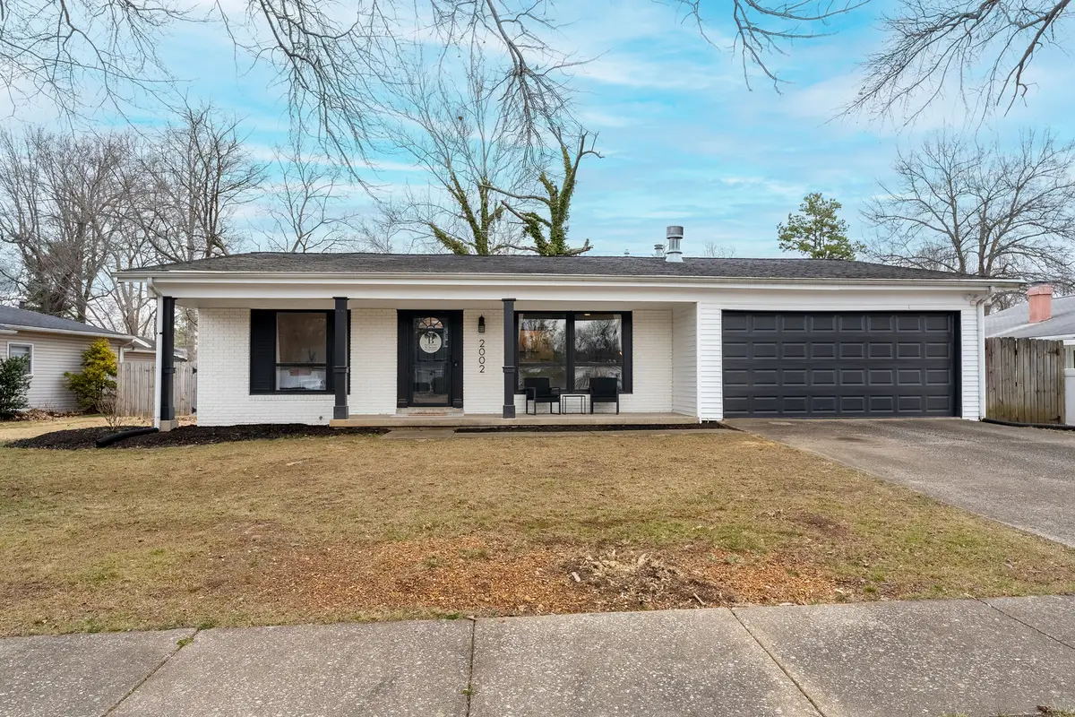 2002 W Norwood Drive, Carbondale, IL 62901 - #1