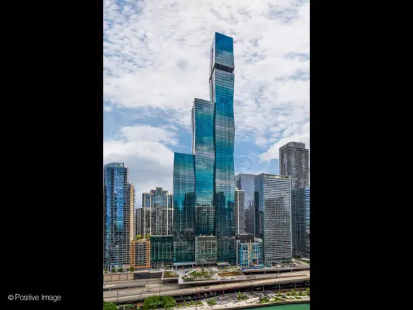 363 E Wacker Drive #3506, Chicago, IL 60601