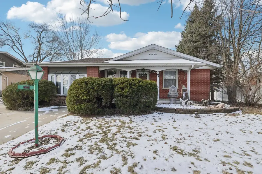 16520 Brockton Lane, Oak Forest, IL 60452 - Image #2