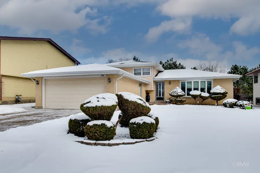 1306 W Byron Avenue, Addison, IL 60101 - #3