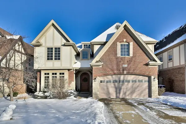 145 N Walnut Street, Elmhurst, IL 60126