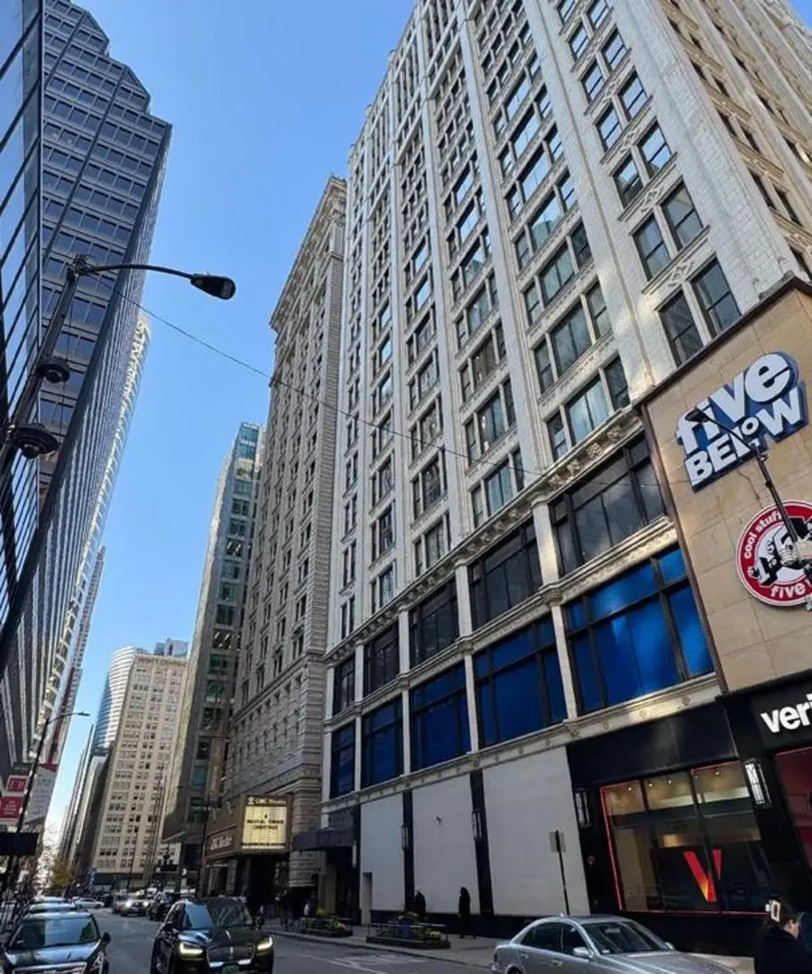 8 W Monroe Street #P-12, Chicago, IL 60603 - Image #2