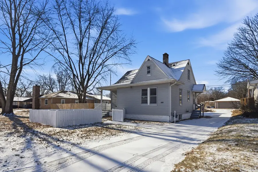 2350 38th Street, Rock Island, IL 61201 - Image #2