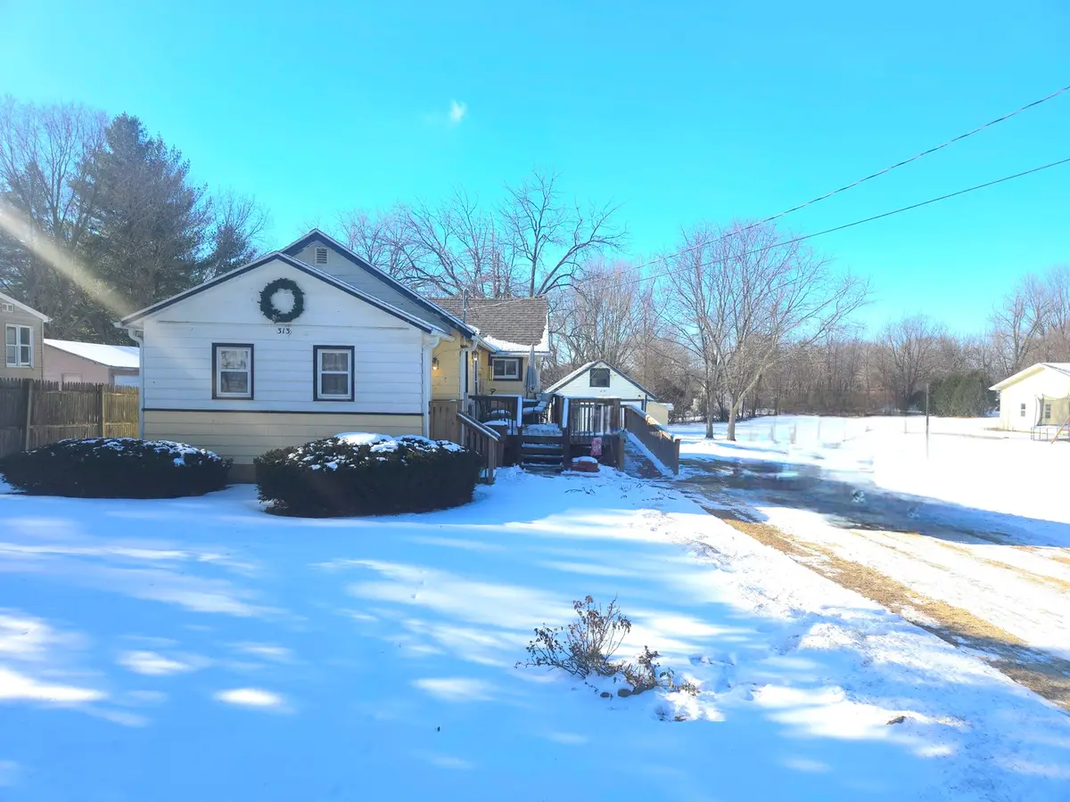 313 S Westmoreland Avenue, Rockford, IL 61102 - Image #1