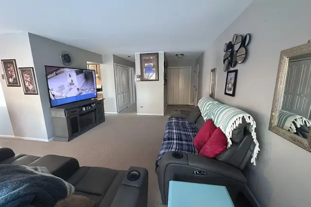 5850 Fresno Court #A, Hanover Park, IL 60133 - #3