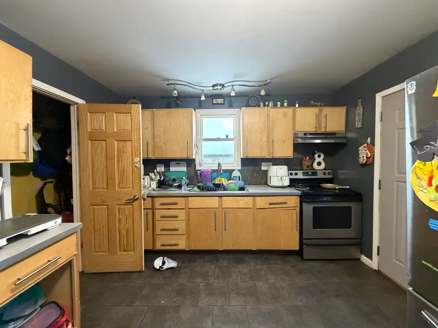 510 12th Avenue, Sterling, IL 61081 - #3