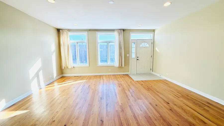 4166 S Emerald Street, Chicago, IL 60609 - Image #2