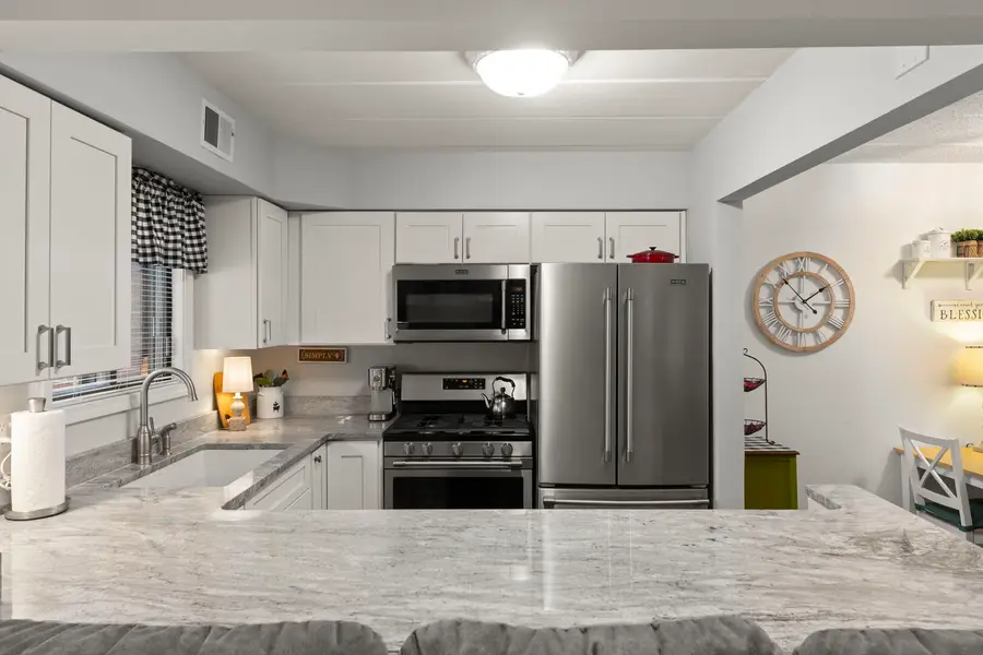 404 Melrose Avenue #103, Glen Ellyn, IL 60137 - #2