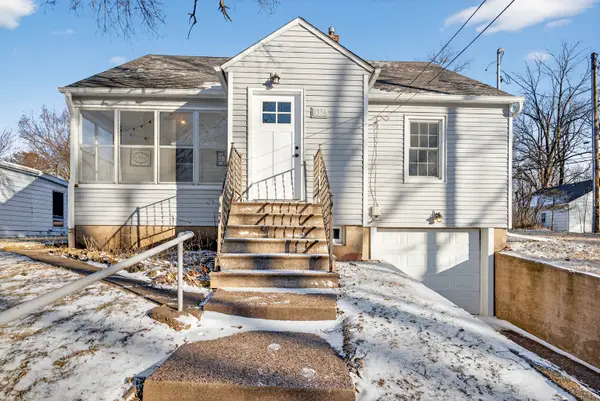 1336 Florence Avenue, Clinton, IA 52732