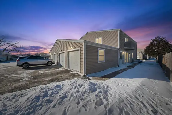 7656 159th Place #30, Tinley Park, IL 60477