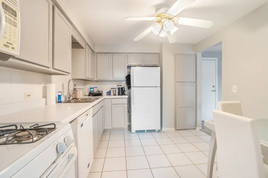 5511 N Chester Avenue #26, Chicago, IL 60656 - Image #3