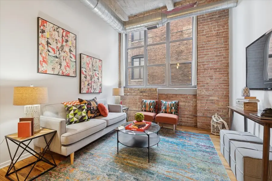 1735 N Paulina Street #214, Chicago, IL 60622 - Image #2