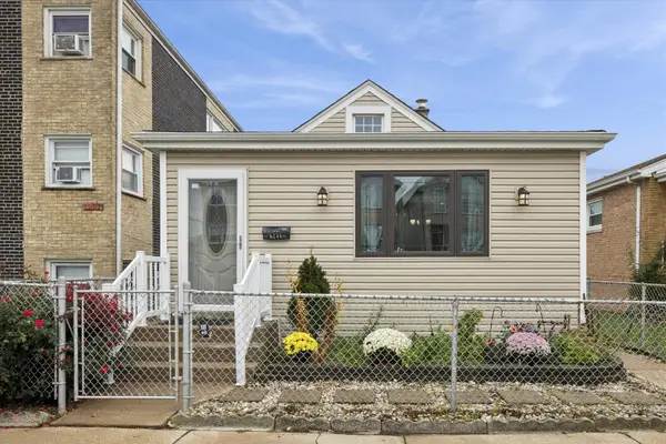 7211 W 58th Place, Summit, IL 60501