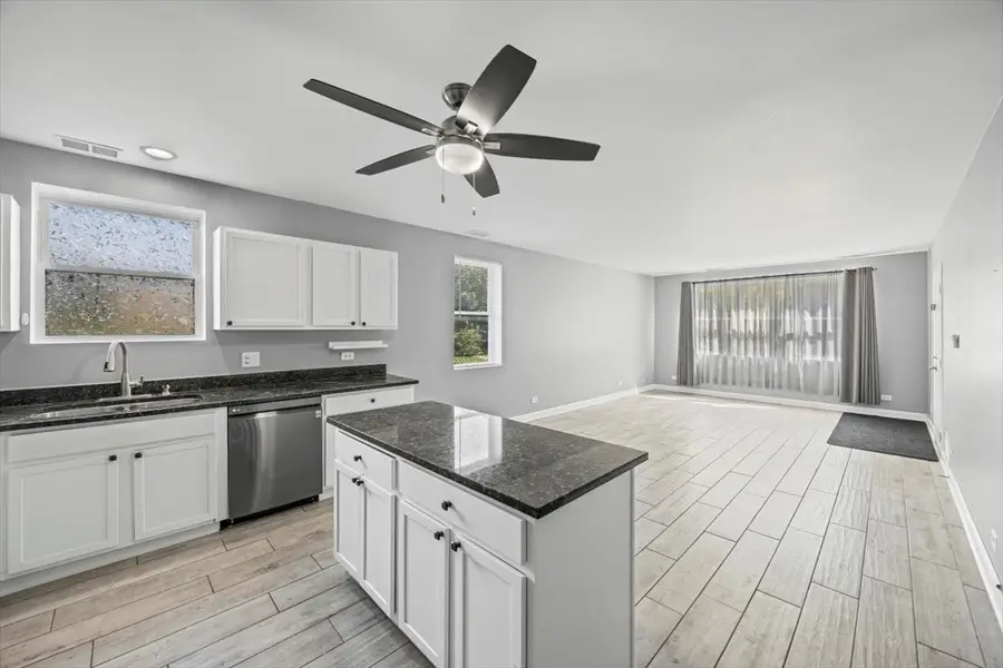 3026 W Washington Boulevard #1, Chicago, IL 60612 - Image #2