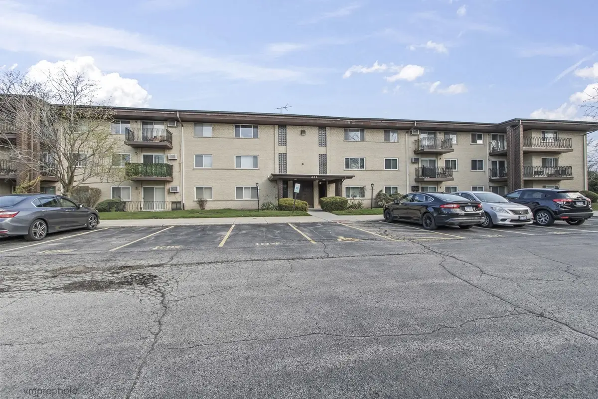 435 S Cleveland Avenue #307, Arlington Heights, IL 60005 - #1