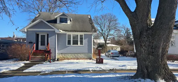 27 N Adams Street, Westmont, IL 60559