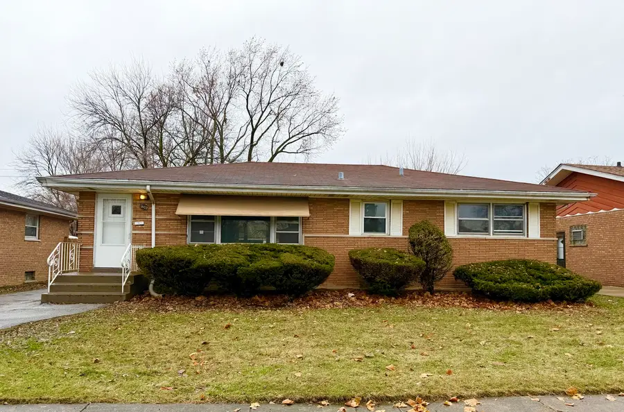 16428 Greenwood Avenue, South Holland, IL 60473 - Image #2