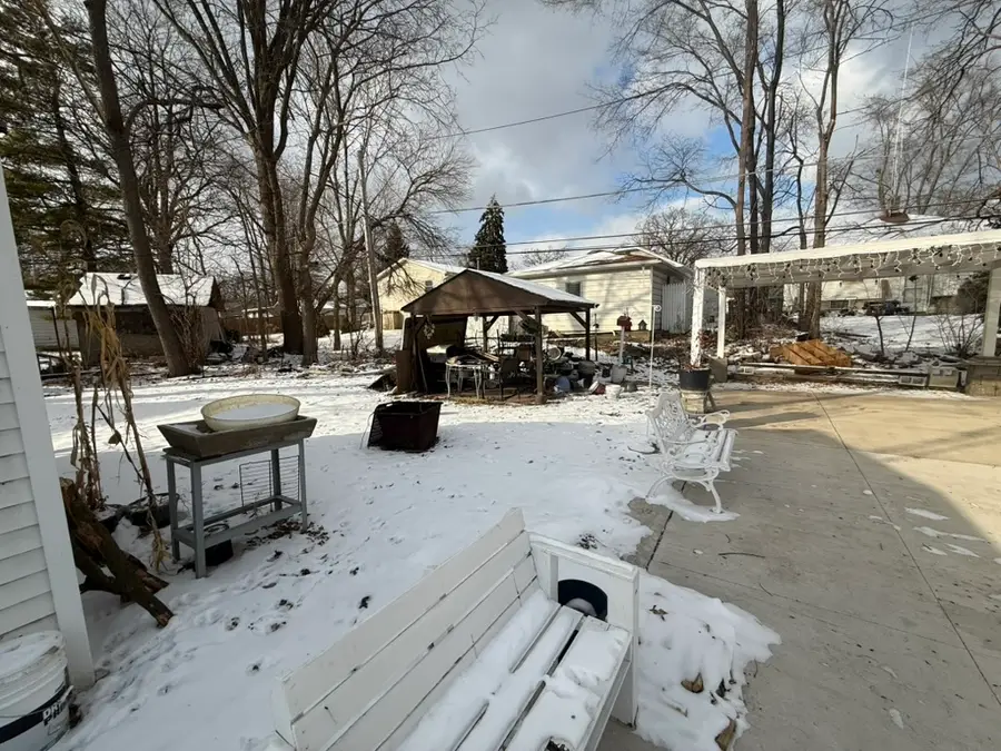 909 Fisk Avenue, Joliet, IL 60436 - Image #2