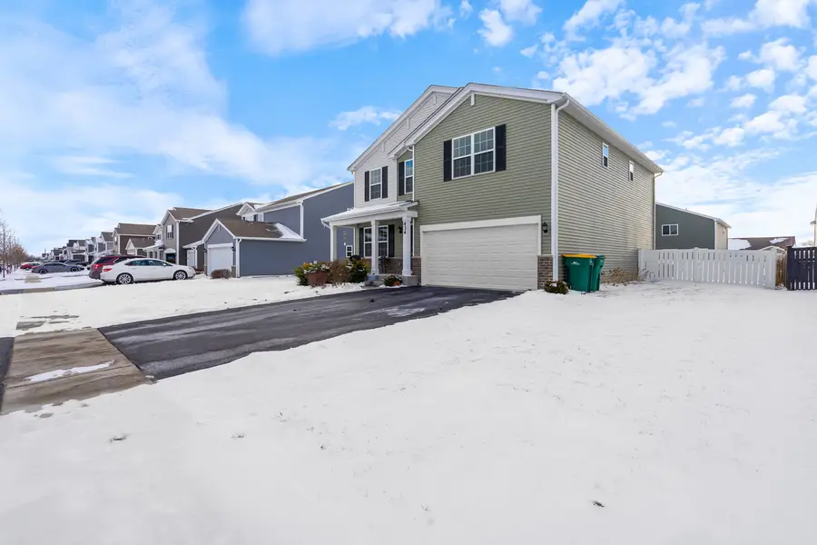 434 S Stonebrook Drive, Romeoville, IL 60446 - Image #3