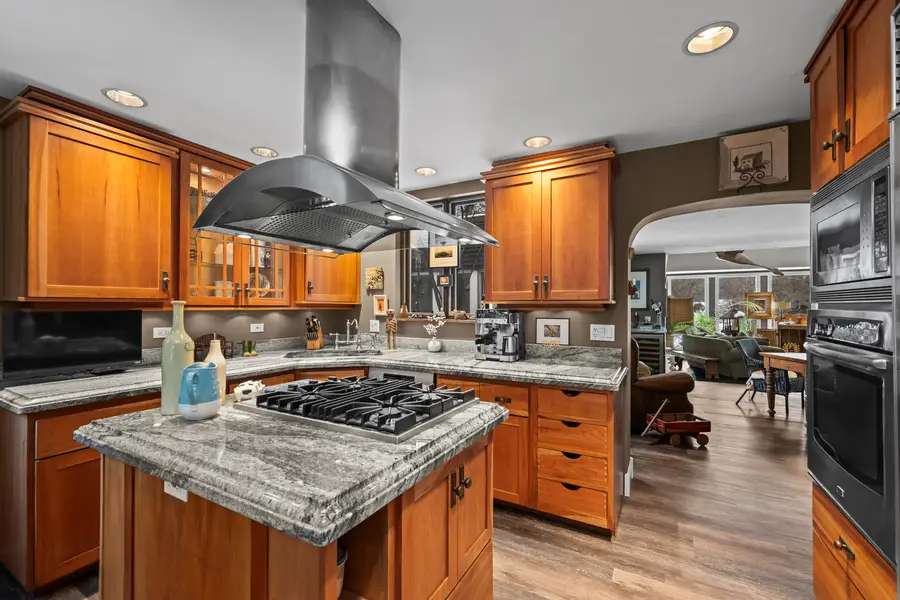 108 N Wheeling Road, Prospect Heights, IL 60070 - #3