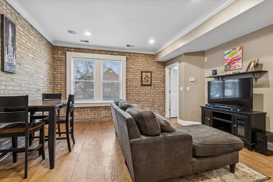 6146 N Ravenswood Avenue #2, Chicago, IL 60660 - #3