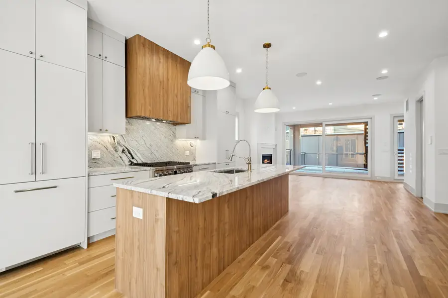 2246 W Lyndale Street #1, Chicago, IL 60647 - Image #3