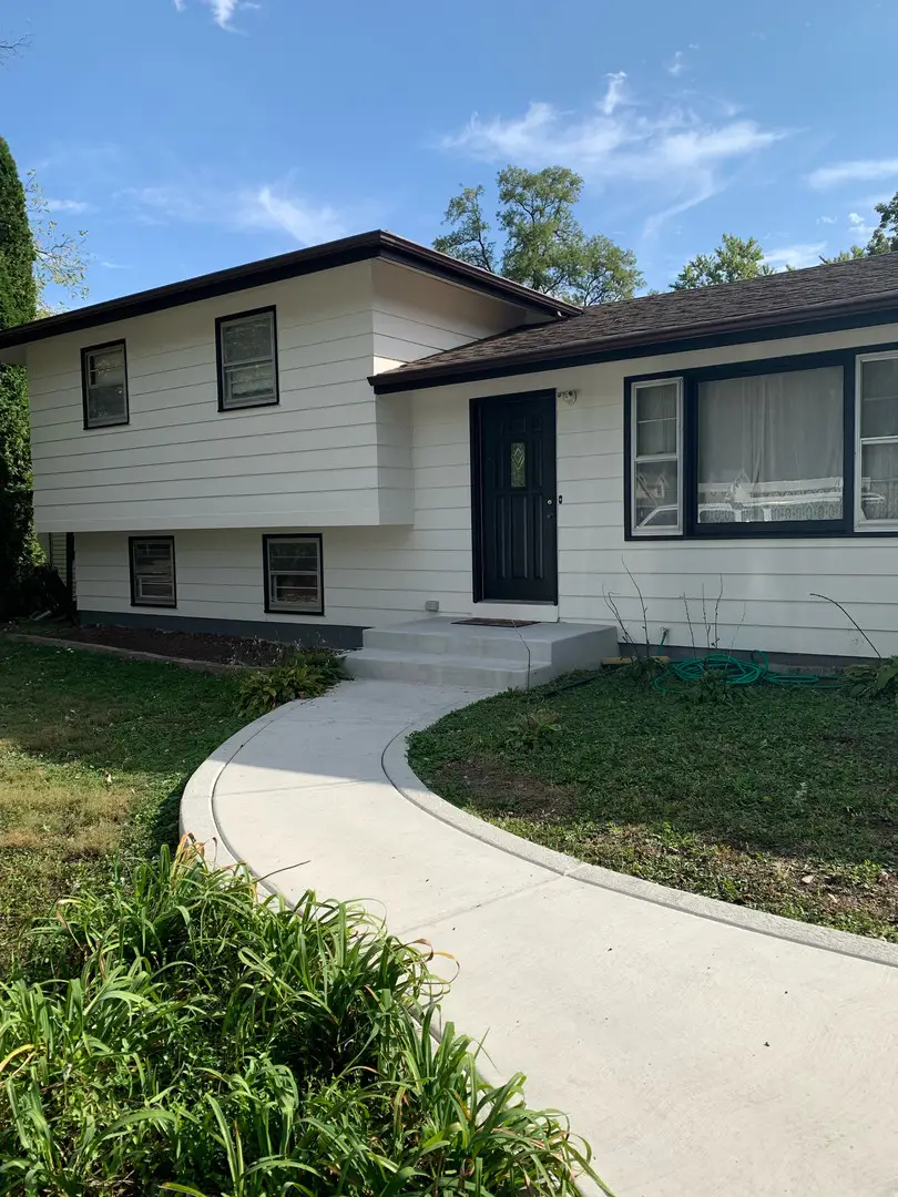 28W313 Batavia Road, Warrenville, IL 60555 - Image #1