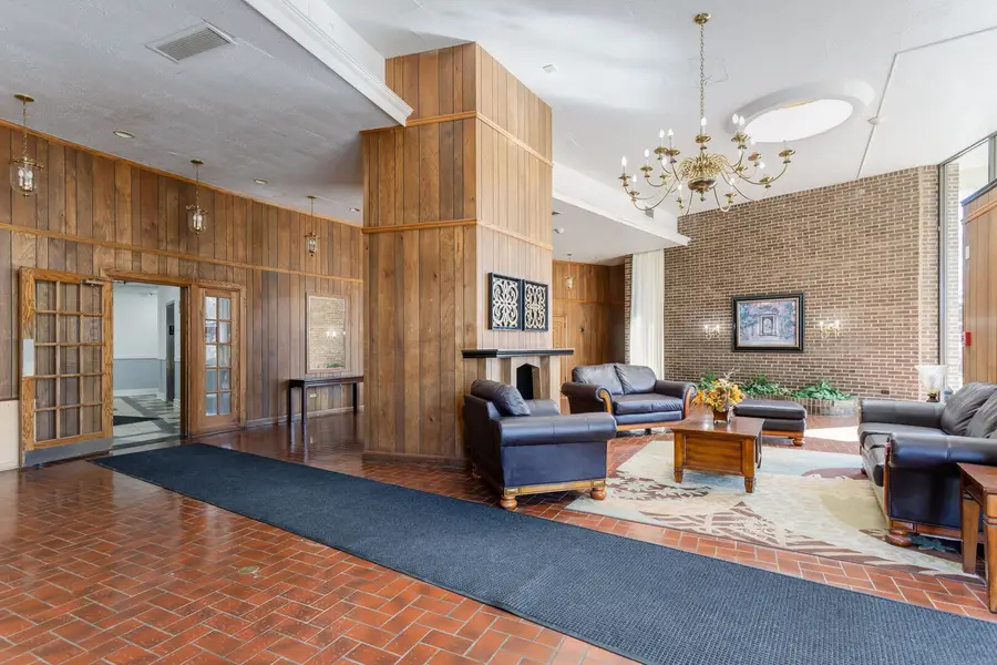 Address Withheld By Seller, Oak Brook, IL 60523 - #3