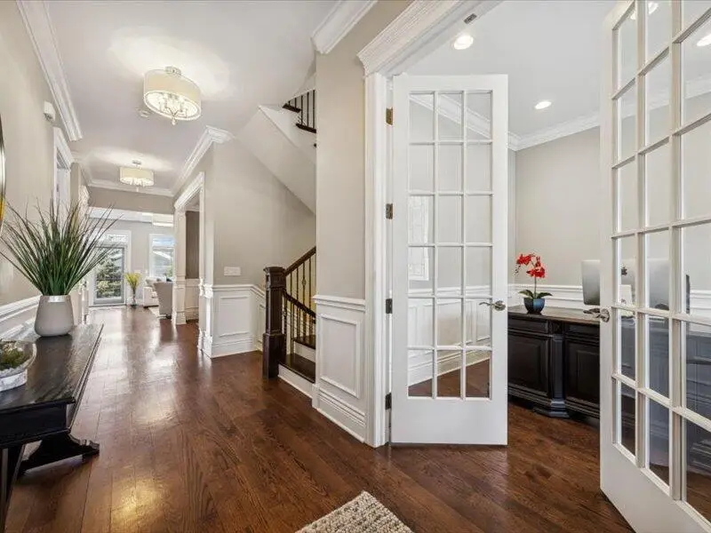 688 S Mitchell Avenue, Elmhurst, IL 60126 - Image #3