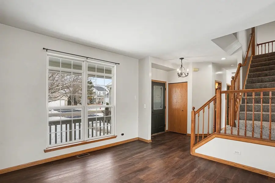 541 Wingpointe Drive, Aurora, IL 60506 - Image #3