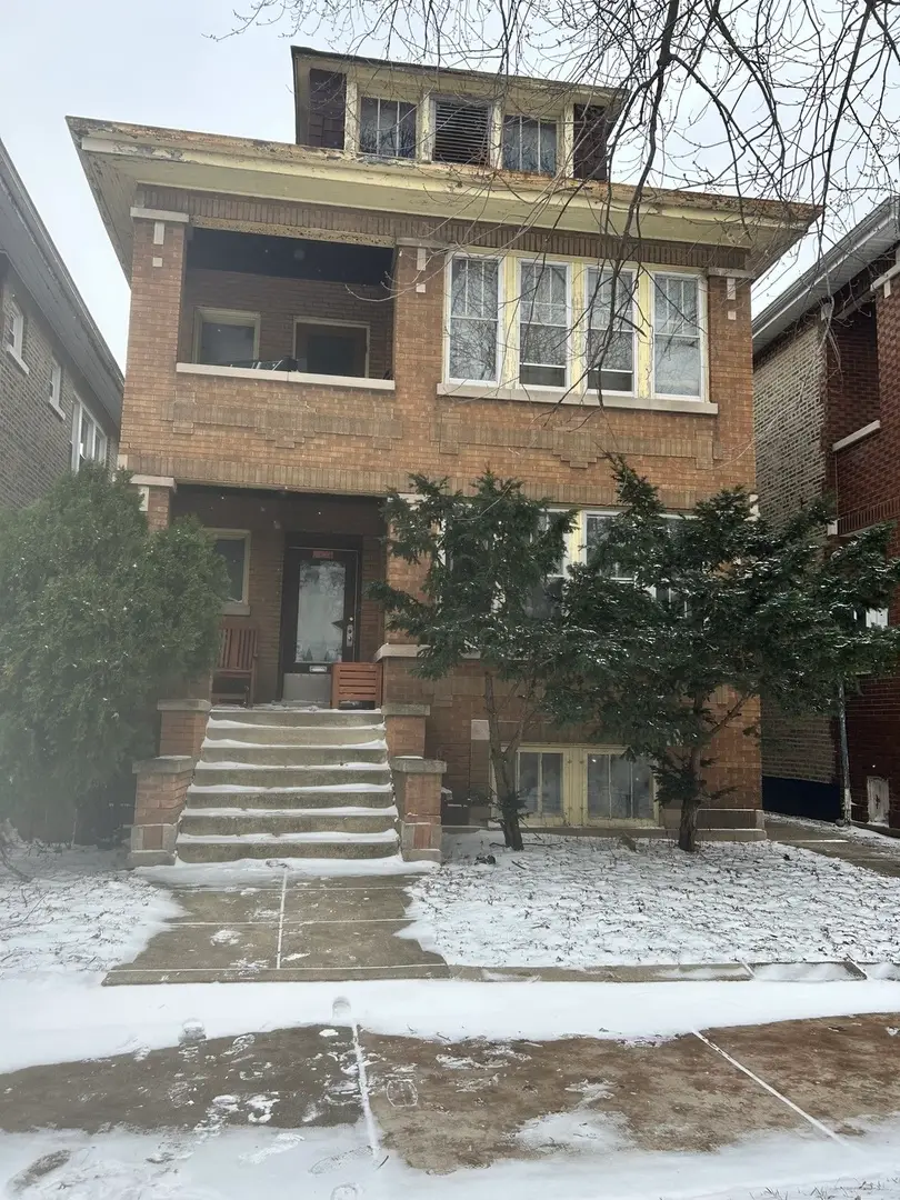 7023 S Rockwell Street S, Chicago, IL 60629 - Image #1