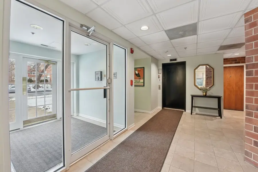 Address Withheld By Seller, Evanston, IL 60201 - Image #3