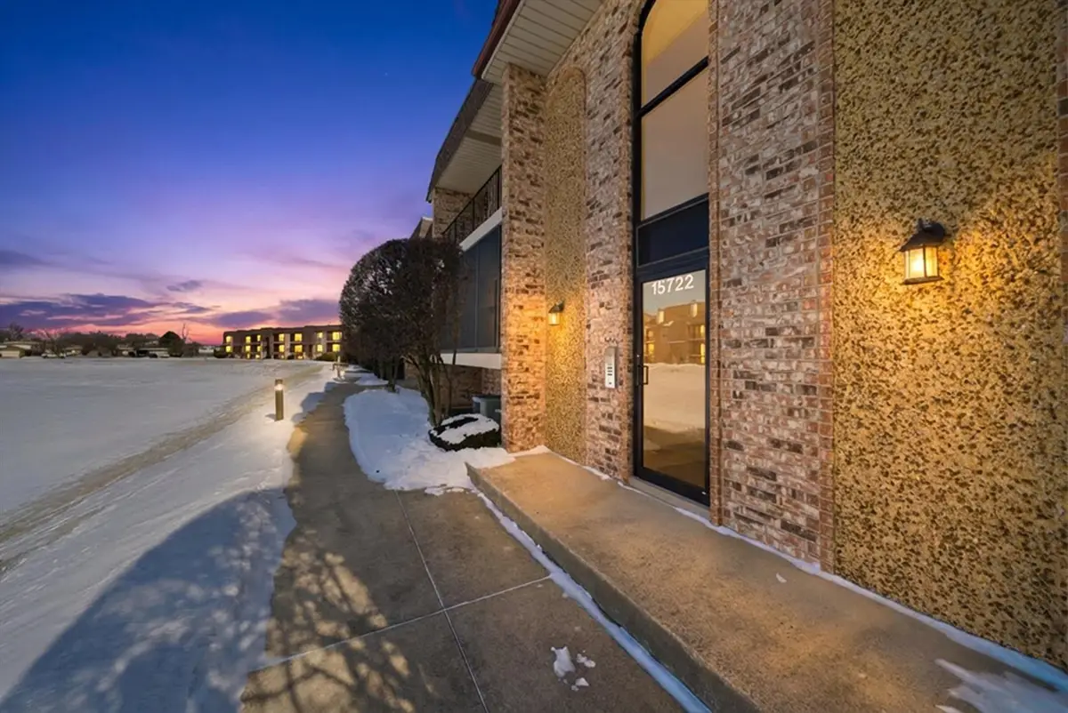 15722 Foxbend Court #2N, Orland Park, IL 60462 - Image #1