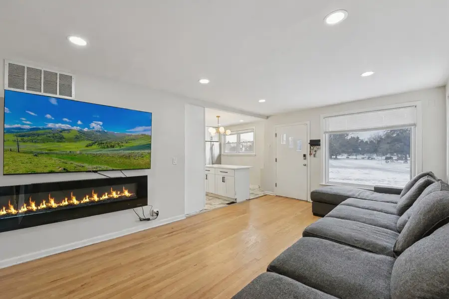 4137 Ruby Street, Schiller Park, IL 60176 - #3