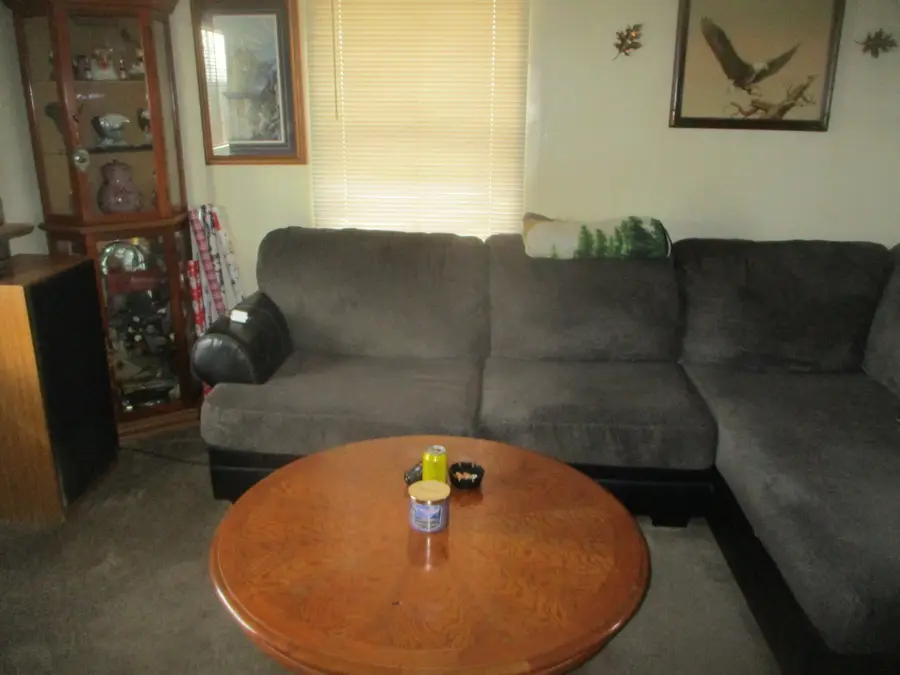 1862 N 2753rd Road, Ottawa, IL 61350 - Image #3