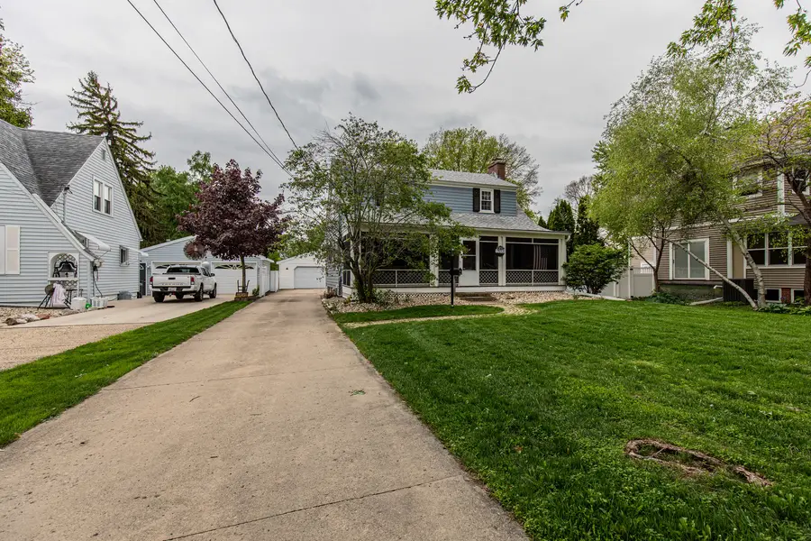 432 E Crown Street, Princeton, IL 61356 - #2