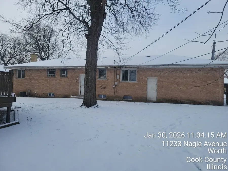 11241 S Nagle Avenue, Worth, IL 60482 - #2