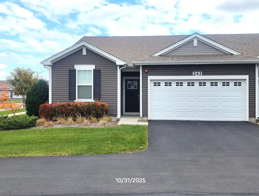 242 Sussex Lane, North Aurora, IL 60542 - Image #3