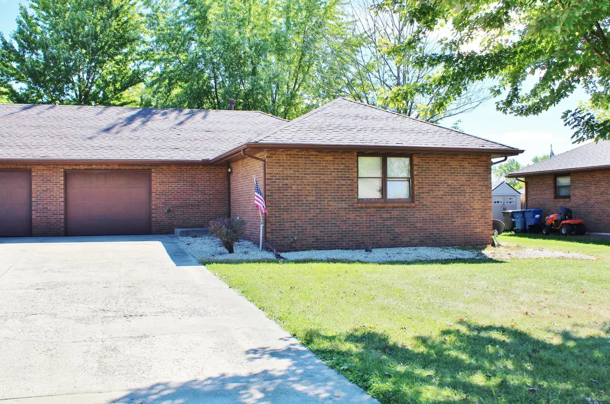 310 Carriage Drive, Morris, IL 60450 - #1