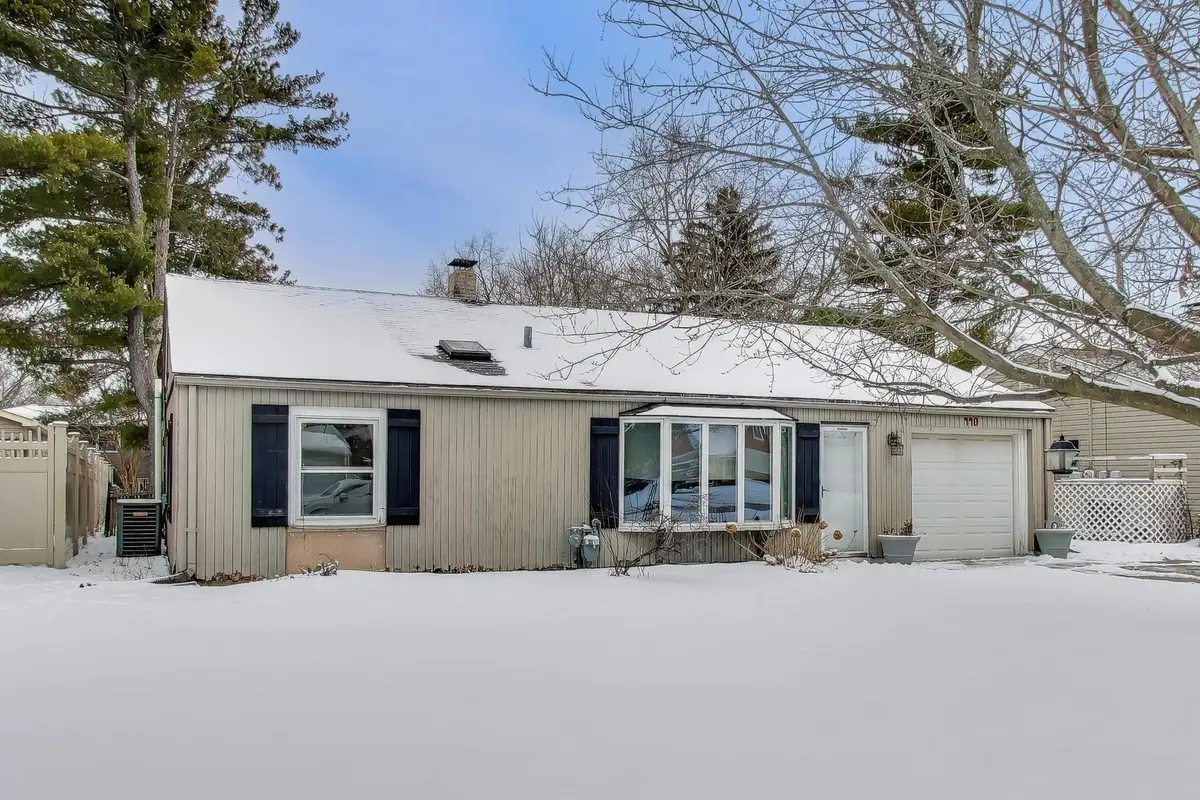 440 W Meadow Avenue, Lombard, IL 60148 - #1