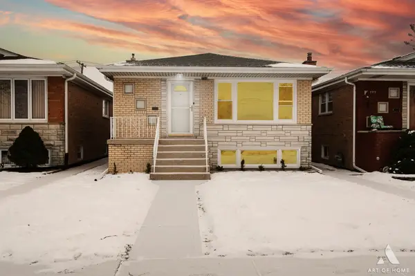 7715 New England Avenue, Burbank, IL 60459