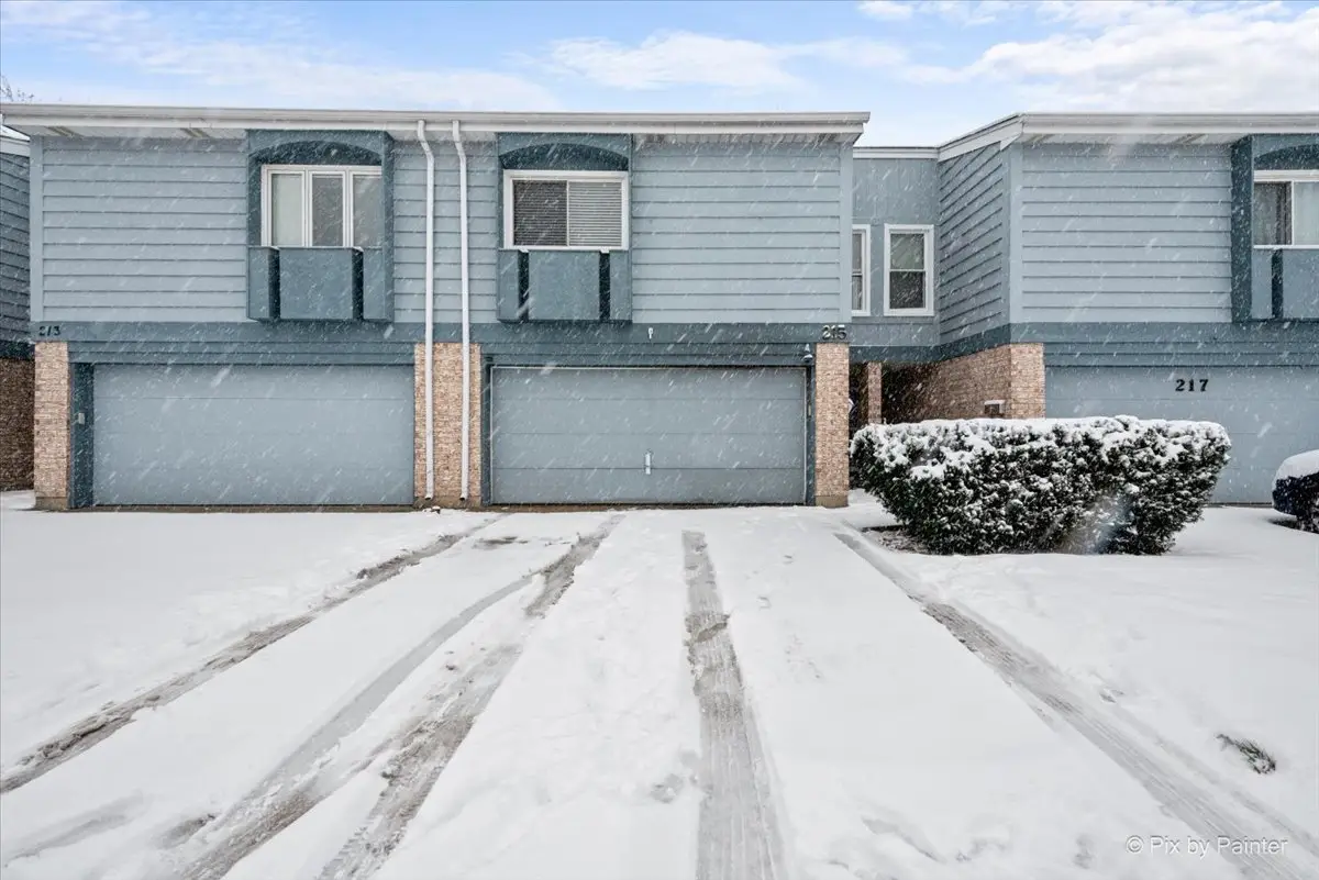 215 Lakeshore Lane, Bloomingdale, IL 60108 - Image #1