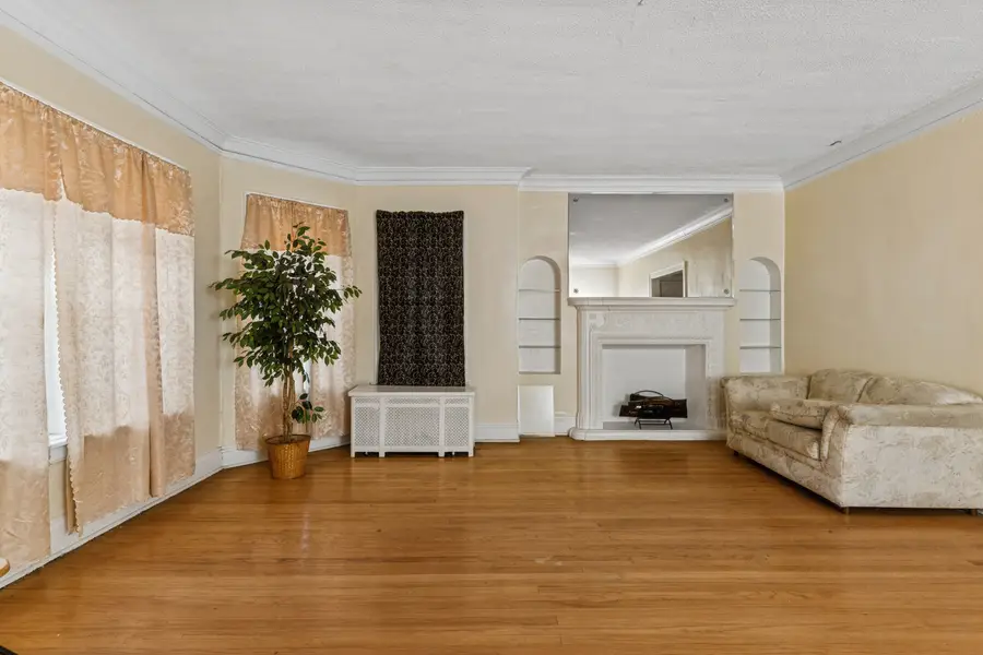 7718 S Kingston Avenue, Chicago, IL 60649 - Image #3