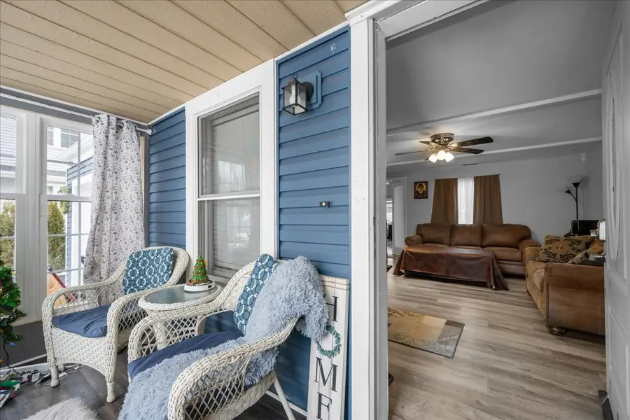 207 Second Street, Elgin, IL 60123 - Image #3