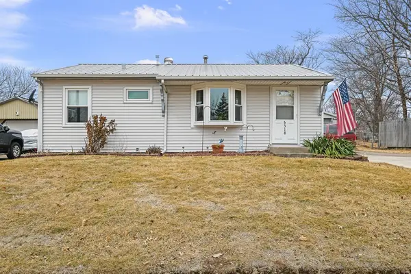 5318 Kelling Street, Davenport, IA 52806