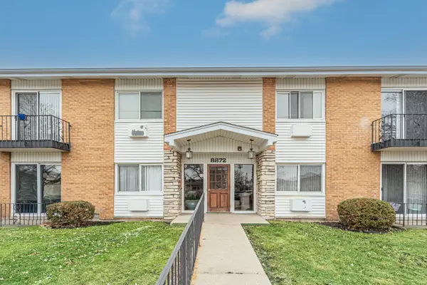 8872 W Jody Lane #2E, Des Plaines, IL 60016